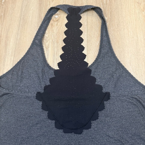 LuLulemon 105 F singlet tank top - Picture 8 of 9